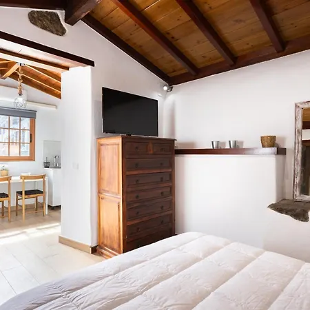 בית נופש Eden Sagitta Alfa Retreat